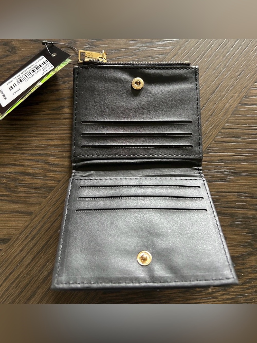 Badgley Mischka NWT Black Quilted Bifold Wallet with Gold Logo - Picture 3 of 4